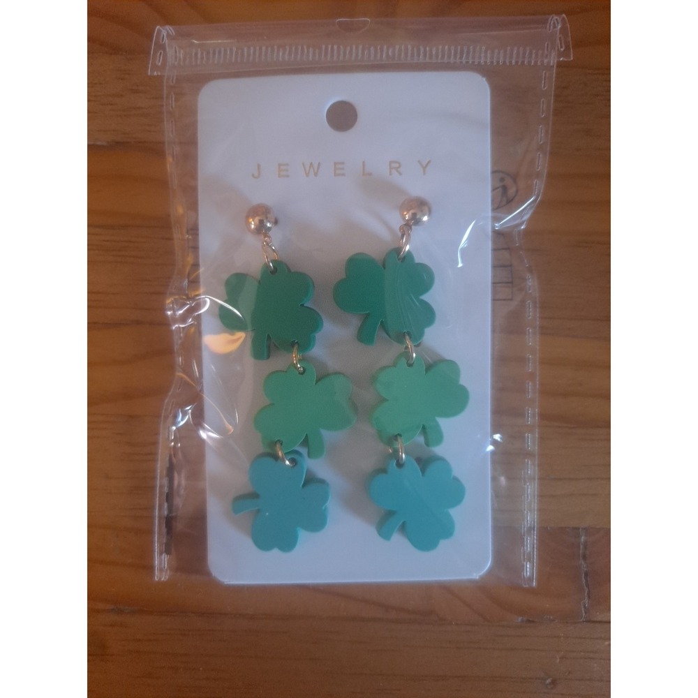 ST. PATRICK'S DAY 4 LEAF CLOVER POST EARRINGS ACRYLIC GRADIENT GREEN SHADES